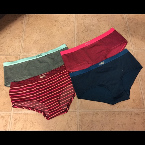 4 pairs Victoria's Secret PINK NWT Medium panty