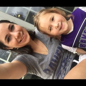 Meet your Posher, Abigail