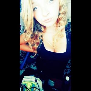 Meet your Posher, Haley