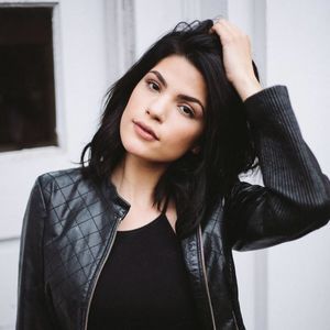 Meet your Posher, Deborah