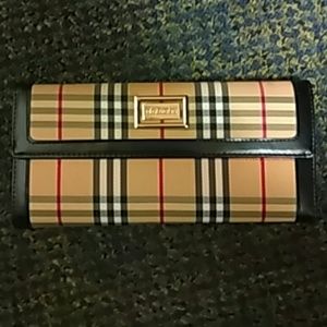 Bran new authentic Burberry wallet