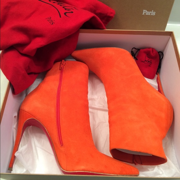 🚫SOLD🚫 CHRiSTiAN LOUBOUTiN BOOTYS - Picture 4 of 4