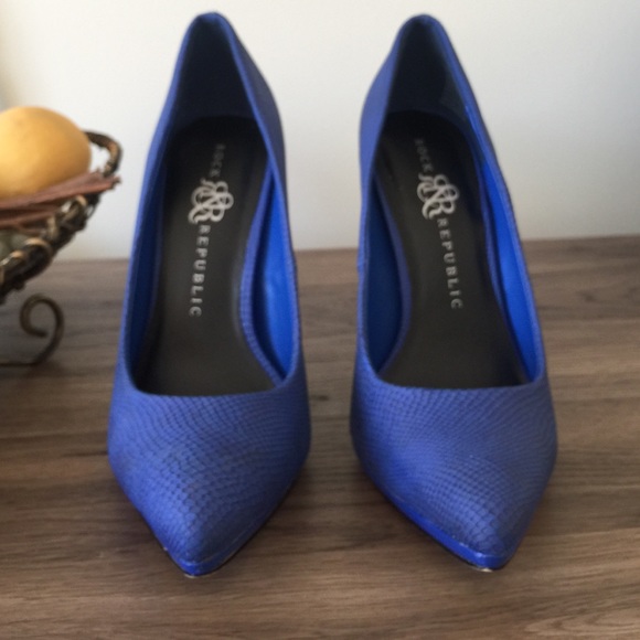 Royal Blue RR Pointed Heels - Picture 3 of 4