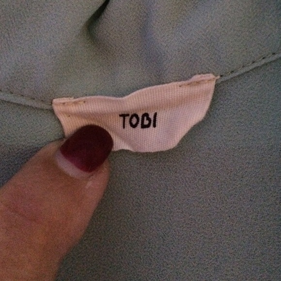 Beautiful soft mint flowing blouse - Picture 2 of 2