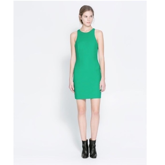 Zara 💚💃 green pencil dress size S