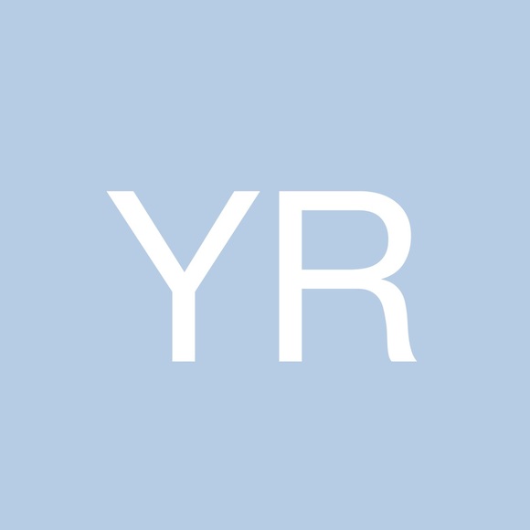 Meet your Posher, Yasmine