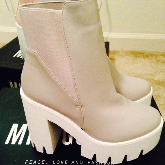 Grey boots!