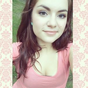 Meet your Posher, Nikki