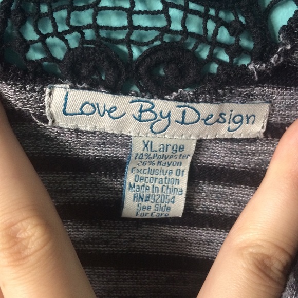 cute dressy shirt - Picture 3 of 3