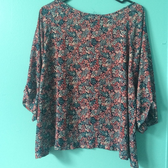 cute dressy tee - Picture 2 of 3