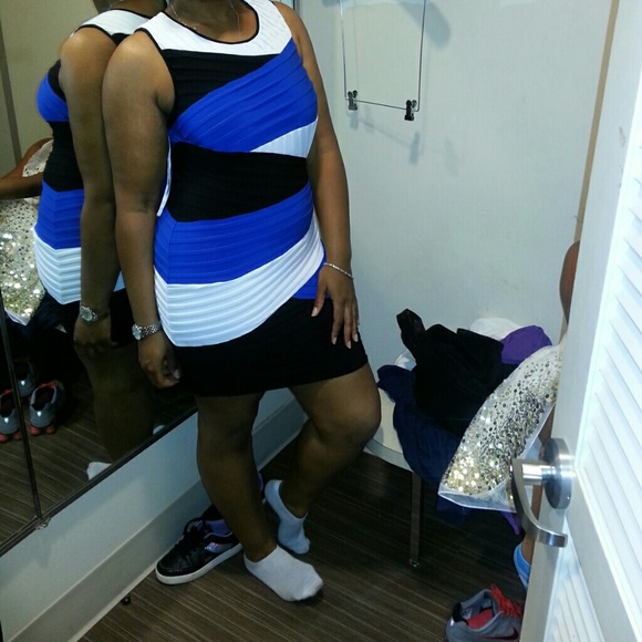 Calvin Klein Dress - size 12 - Picture 4 of 4