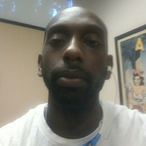 Meet your Posher, Avery