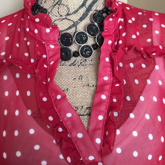 🚫SOLD🚫 RED WITH WHITE POLKA DOT SHEER TOP - Picture 2 of 4