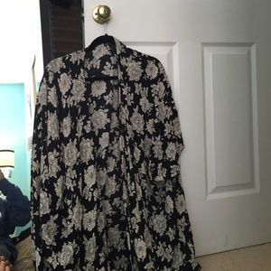 Brandy Melville Kimono