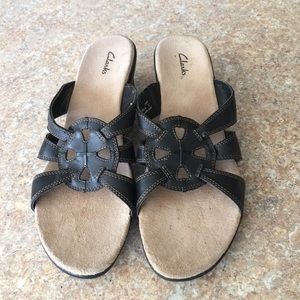 CLARKS LEATHER SANDALS