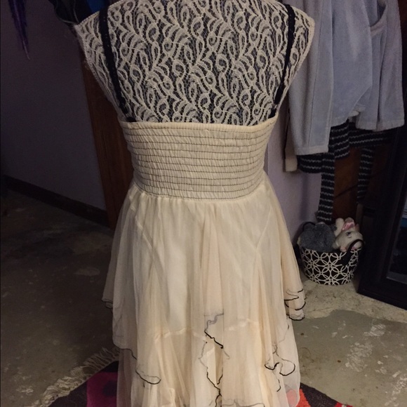 💰SOLD💰 Free People • Cascade of Ruffles Slip - Picture 3 of 4