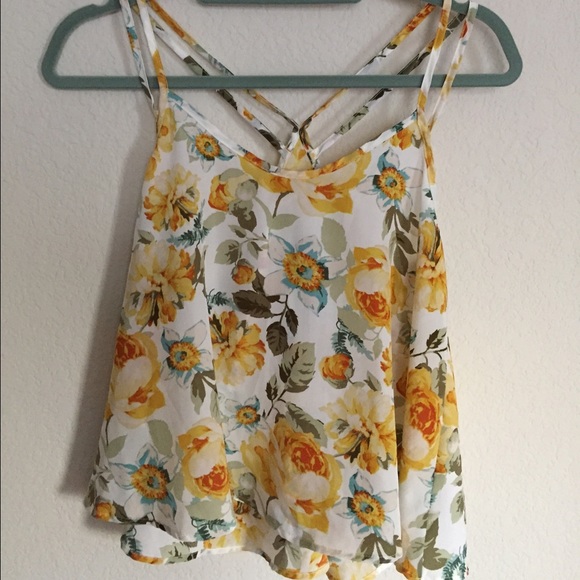 Yellow floral top - Picture 1 of 3