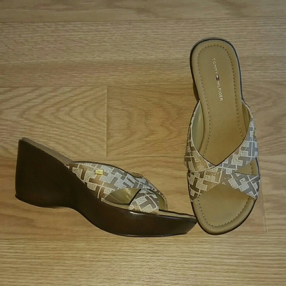 Tommy Hilfiger sandals