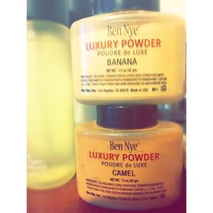 Ben Nye banana & camel powder