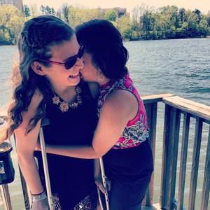 Meet your Posher, Corinne