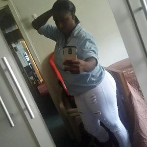 Meet your Posher, Danaya