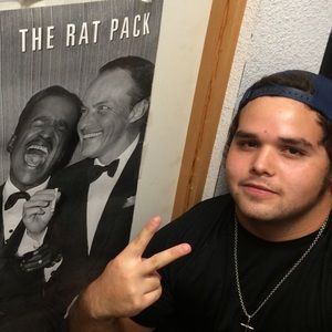 Meet your Posher, Lee