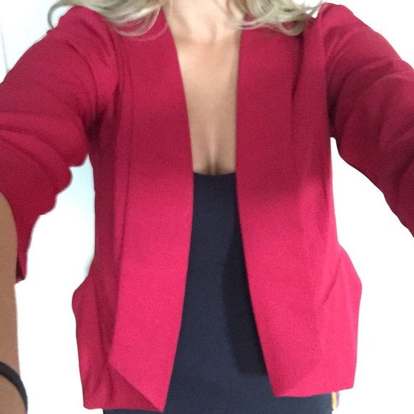 Red blazer with cut outs - Picture 4 of 4