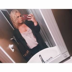 Meet your Posher, Makenzie