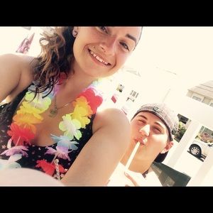 Meet your Posher, Leah