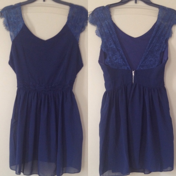 Gorgeous blue lace detailed dress