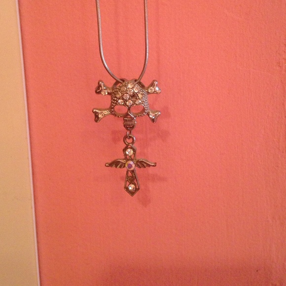 Skull and cross necklace