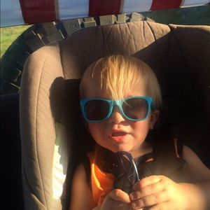 Meet your Posher, Evie