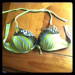 🎉MOVING SALE 50%OFF VS swim bombshell push-up top