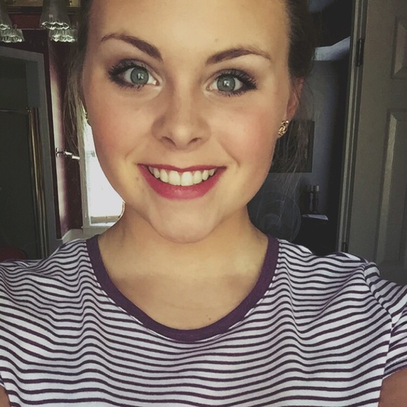 Meet your Posher, Shelby