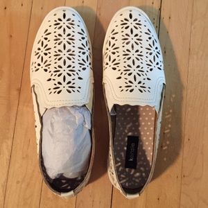 Kensie Gardenia Flat Shoe Size 9 BRAND NEW