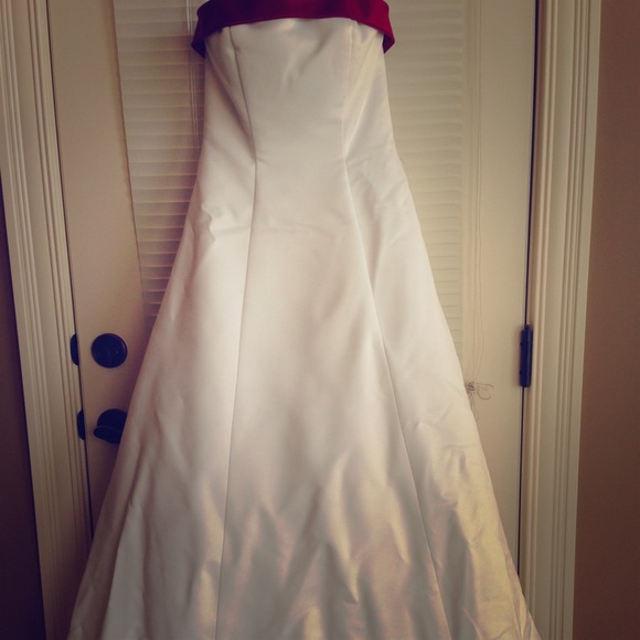 ππ DONATED ππ - Picture 1 of 4