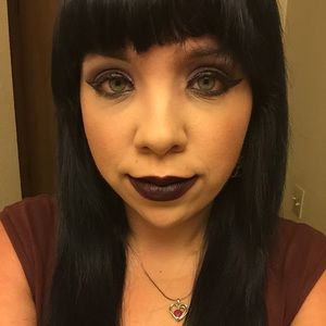 Meet your Posher, Maggie