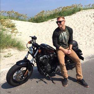 Meet your Posher, Chris