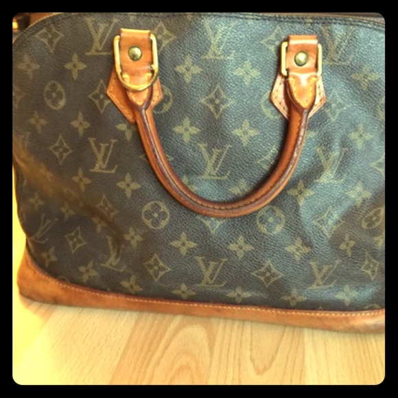 LouisVuitton Alma bag