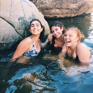 Meet your Posher, Emma