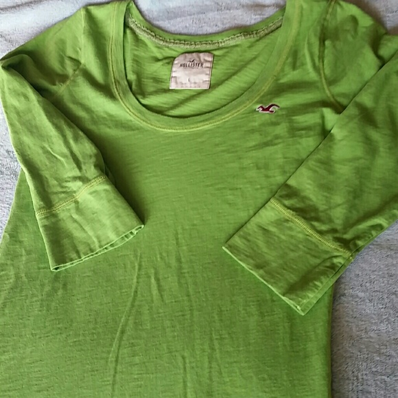 Scoopneck Hollister Cotton 3/4 Sleeve Top - Picture 1 of 2