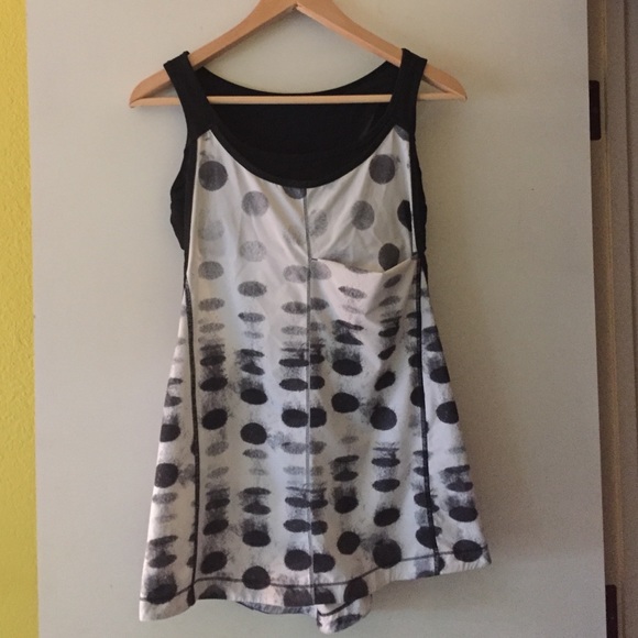 Lululemon workout tank