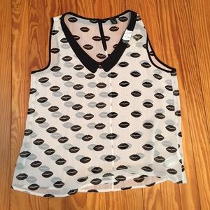 Forever 21 sheet lip print blouse