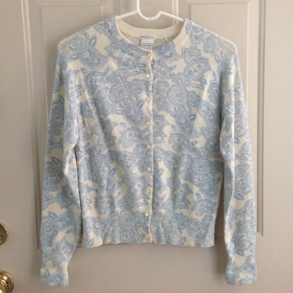 Old Navy Light Blue and Cream Cardigan. Stretch