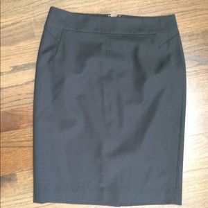 Gray business skirt