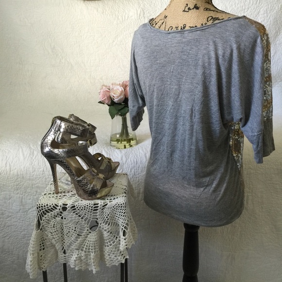 Gorgeous Daytrip sequin top - Picture 2 of 3