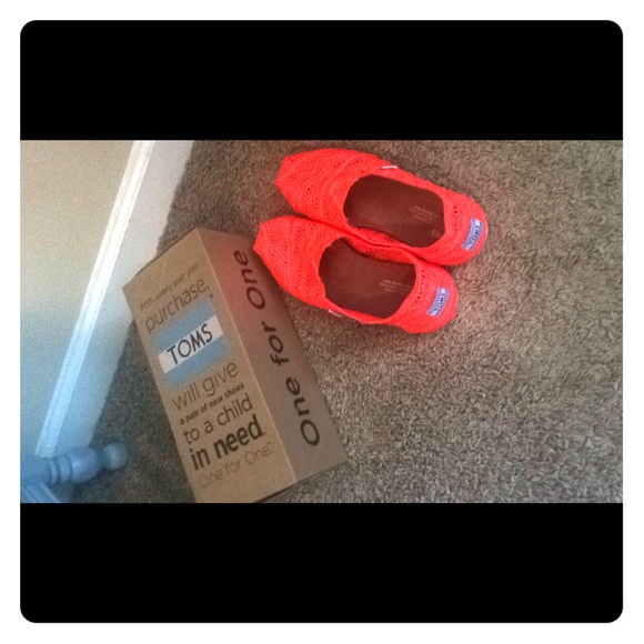Neon Coral Crotchet Toms