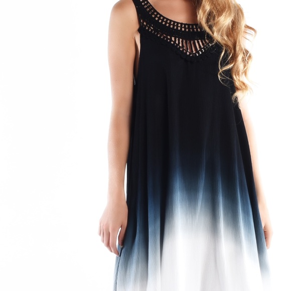 "Eclipse" Crochet Collar Ombre Midi Dress - Picture 4 of 4