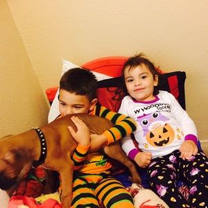 Meet your Posher, Mia