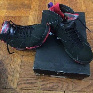 Raptor Jordan's retro 7